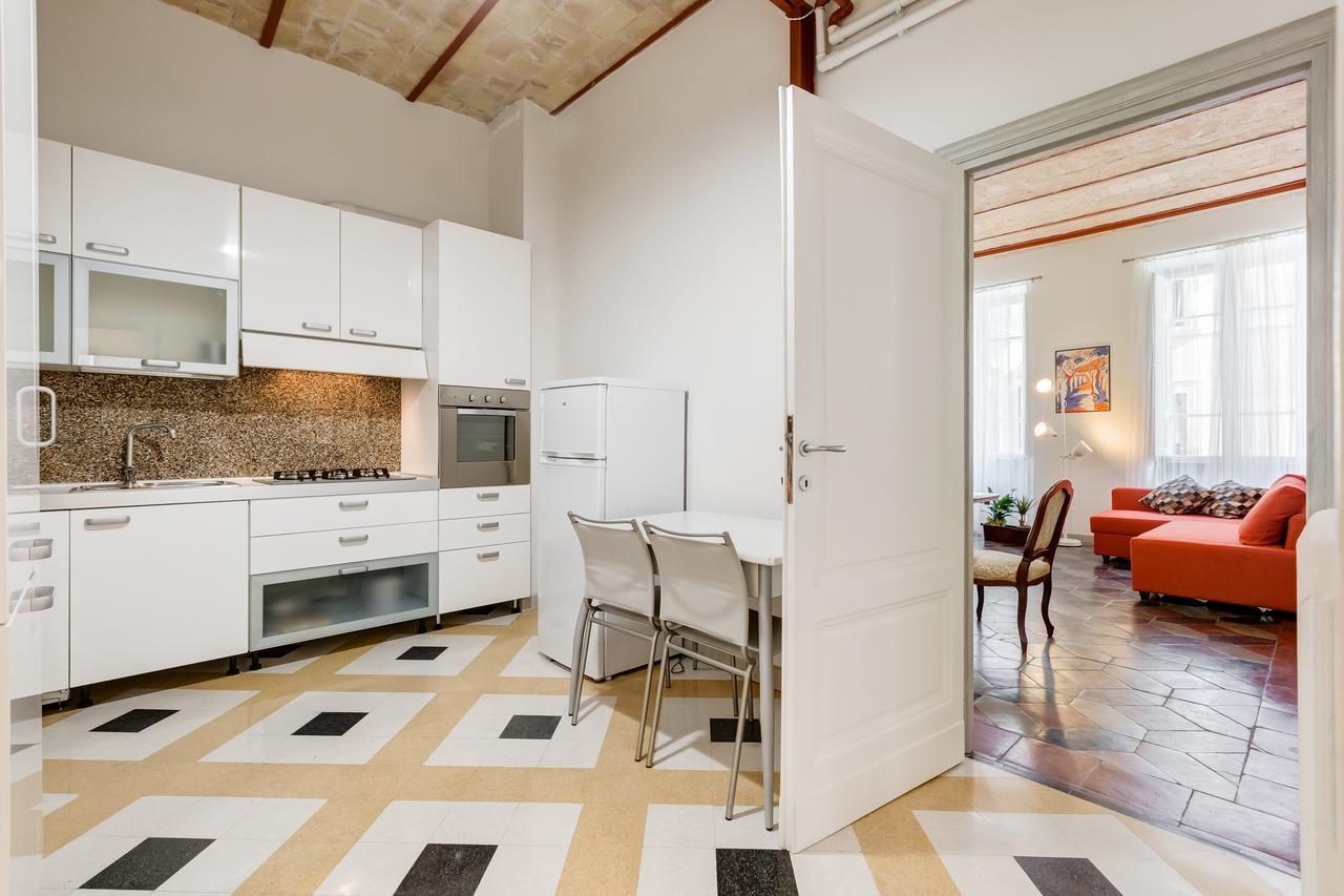 Monti Colosseum Apartment Roma Exterior foto